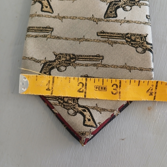 Lot 3 Men's Silk Cowboy Western Theme Revolver, Spur, Stirrup Circle S by Sidram - Picture 5 of 5